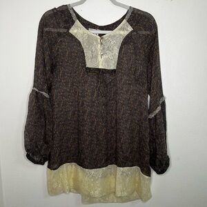 Trinity 100% silk lace detail patterned top